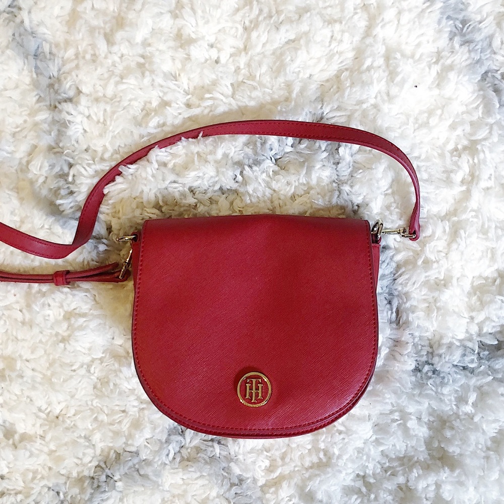 Tommy Hillfiger Red Purse! ❤️